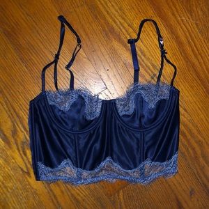 VICTORIA SECRET BUSTIER NWOT